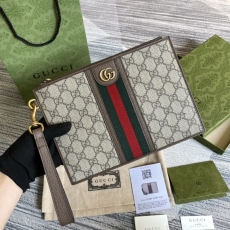 Gucci Clutch Bags